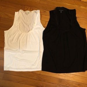 Women’s Banana Republic sleeveless tops L blck,wht
